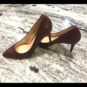 Stunning Jessica Simpson pumps.